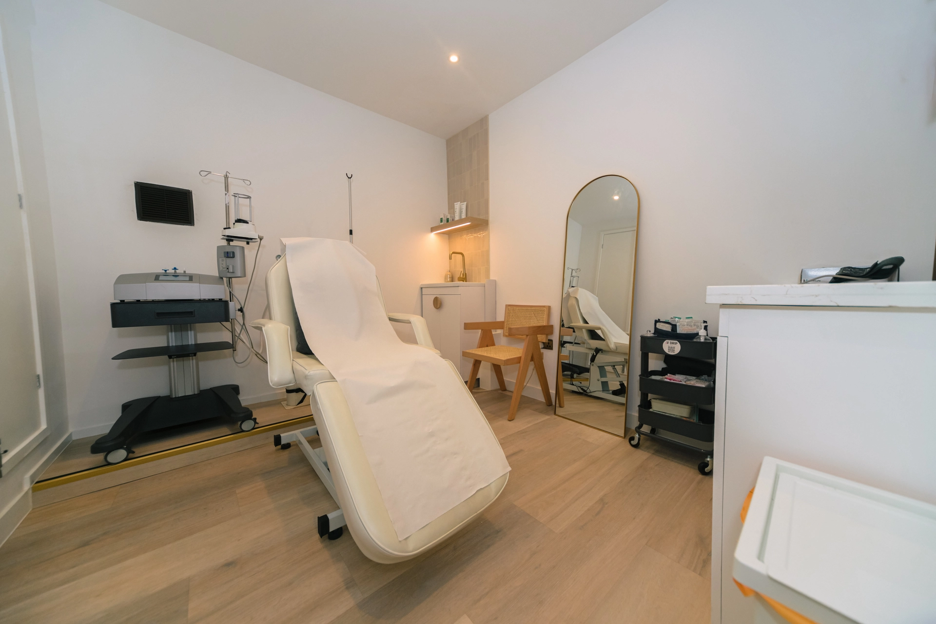 Sala de tratamientos médicos moderna